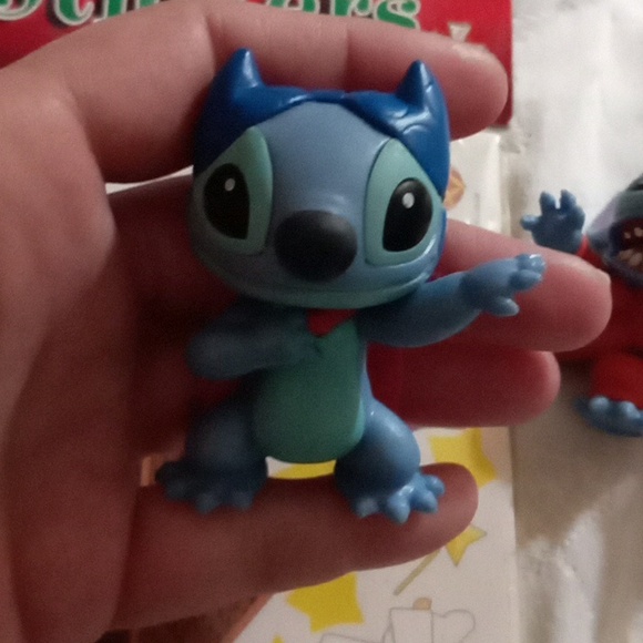 Bible stickers(12 sheets) & 2 Disney "Stitch" Figures - Picture 3 of 5